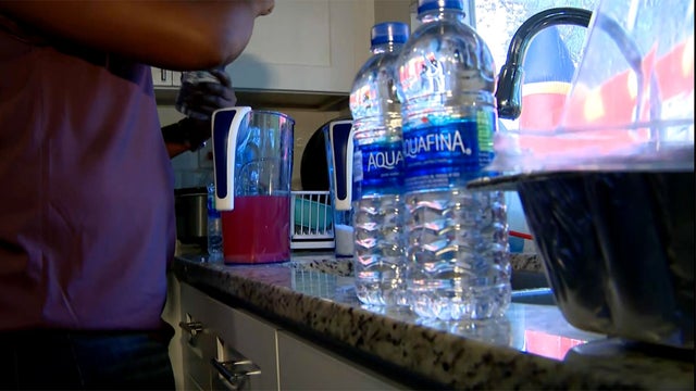 University_Park_Bottled_Water_0902.jpg 