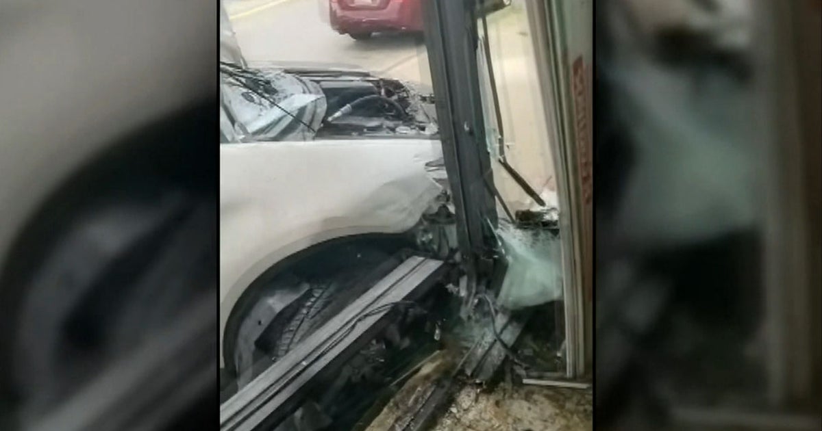 Video Shows Crash That Killed Woman At Fullerton/Cicero; Witnesses