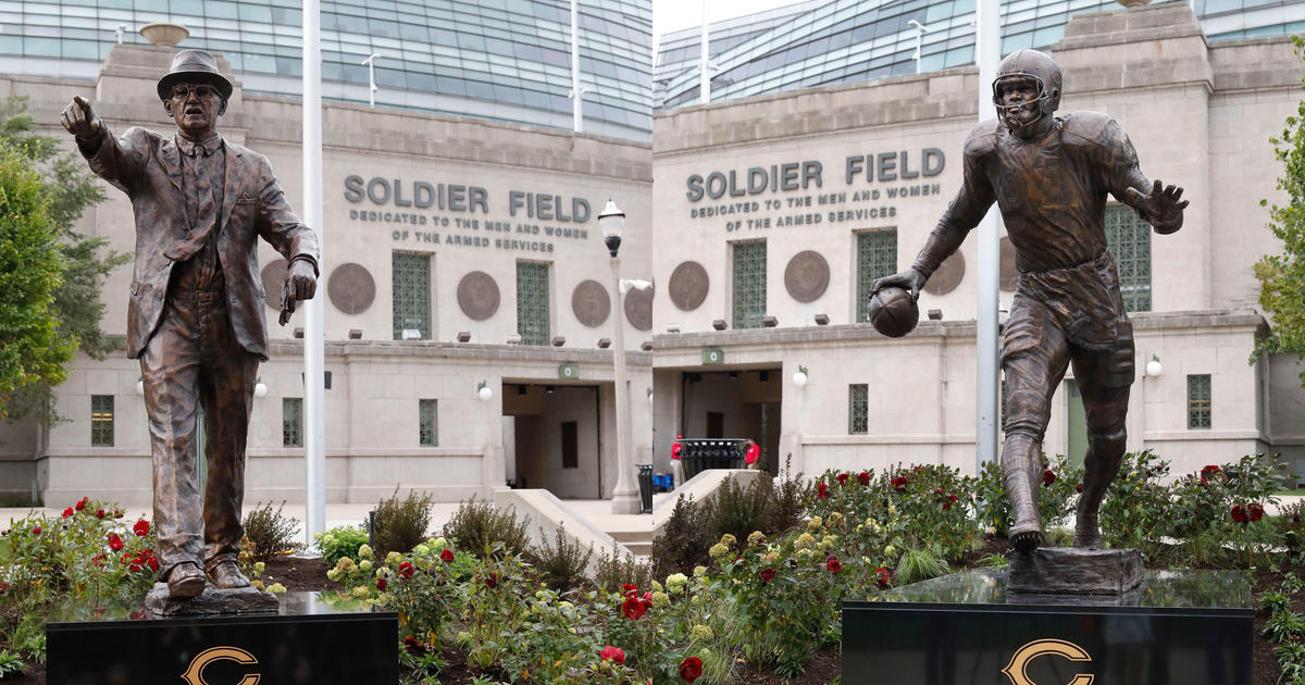 Papa Bear' Halas honored with statue