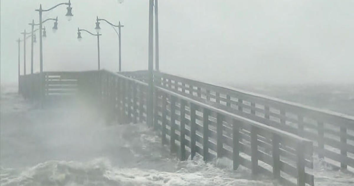 Thousands shelter in place as Dorian eyes Florida - CBS News