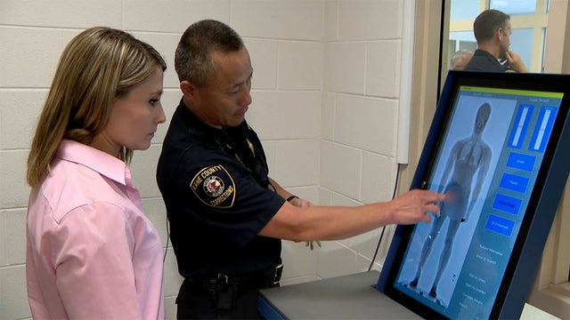 Kane_County_Jail_Body_Scanner_0905.jpg 