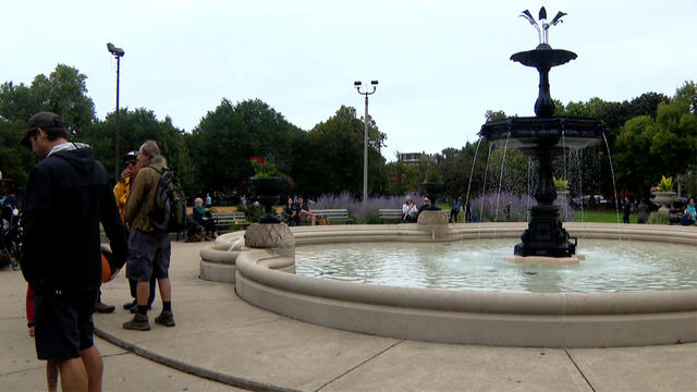 Gurgoyle_Fountain_0908.jpg 