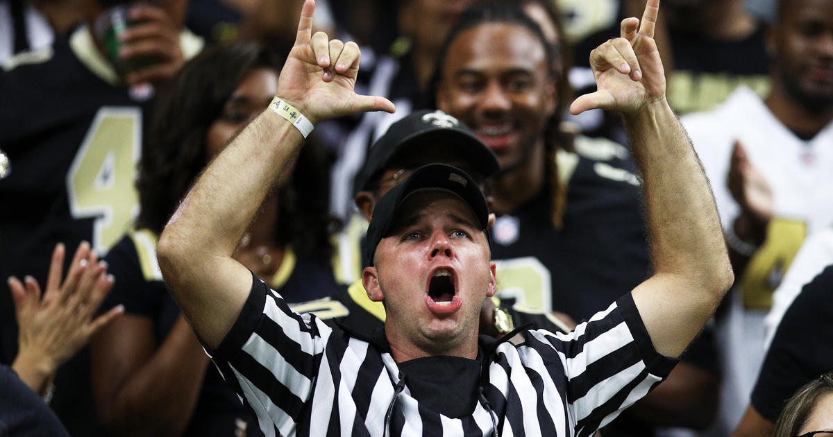 NFL referee John Hussey looks on during the NFL game between the News  Photo - Getty Images