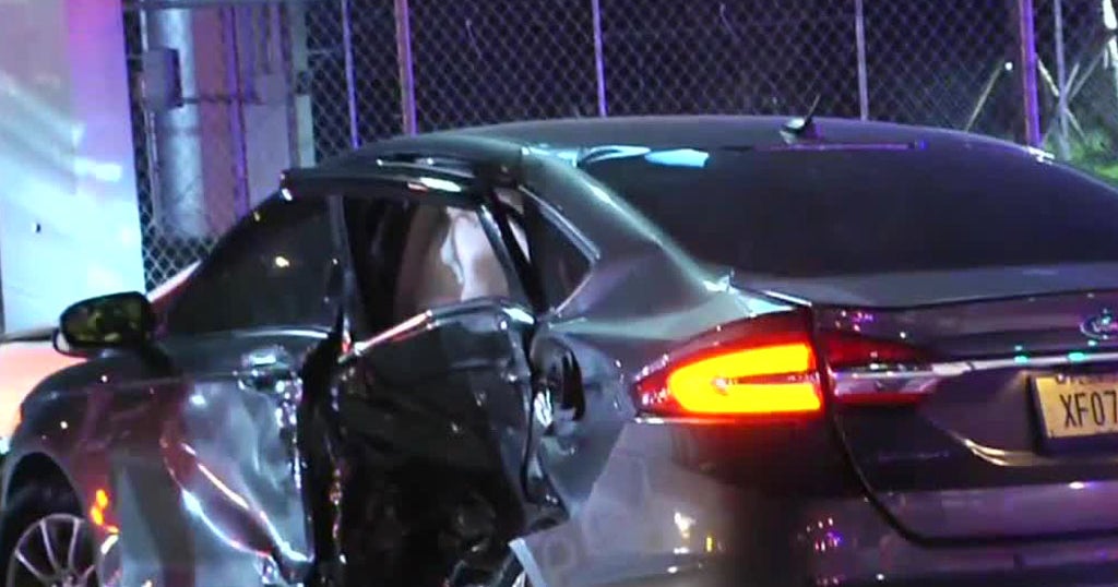 Miami Police Officer Hit By Driver Suspected Of DUI - CBS Miami