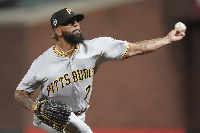 Pittsburgh Pirates closer Felipe Vázquez arrested for alleged solicitation  of child