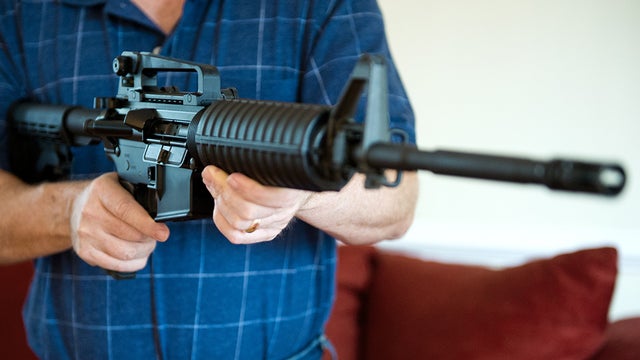 colt-ar-15.jpg 