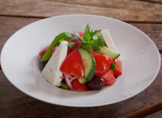 greek-salad-costas-spiliadis.jpg 