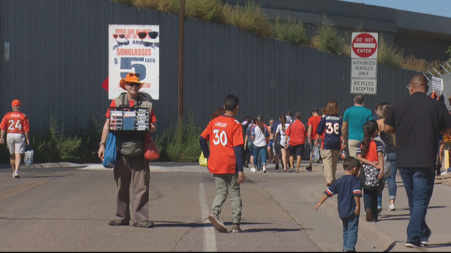 BRONCOS-WALK-5VO.transfer_frame_0.png 