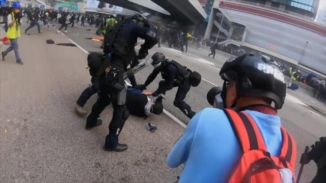 0930-ctm-hkprotests-inocenio-1942915-640x360.jpg 