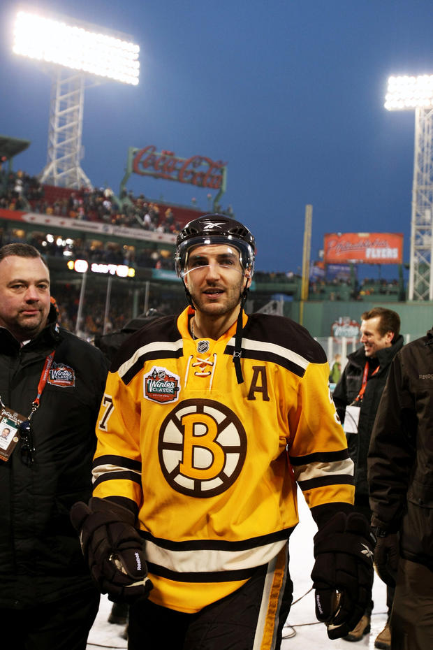 Patrice Bergeron at the 2010 Winter Classic 