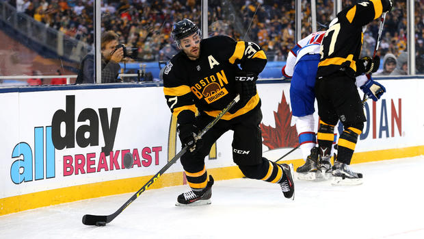 Patrice Bergeron at the 2016 Winter Classic 
