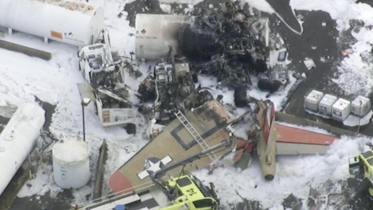 Victims Identified In Deadly Connecticut B-17 Bomber Crash - CBS Boston