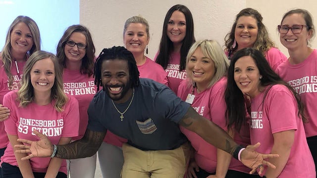 1010-deangelobreastcanceraware-1949767-640x360.jpg 