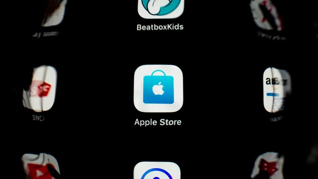 FRANCE-COMPUTING-ECONOMY-RETAIL-APP 