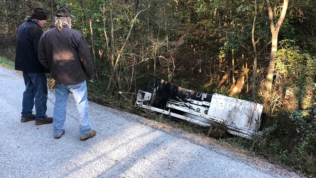 new-sewickley-township-tree-trimming-truck-crash-3.jpg 