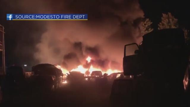 wrecking-yard-fire-modesto-fire.jpg 