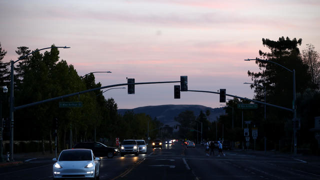 Massive Planned Power Outages Affect Large Swaths Of California 