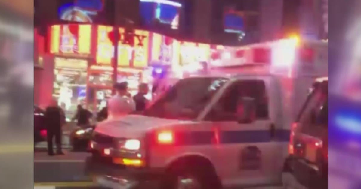 Man Stabbed After Argument In Times Square, Police Searching For ...