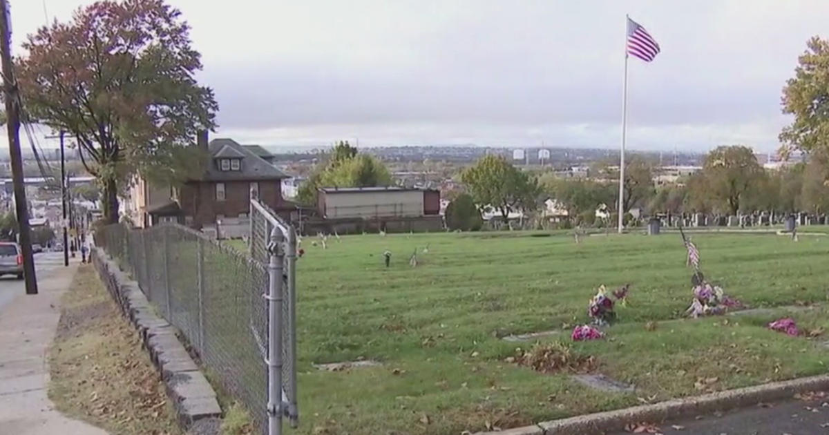 Woman Allegedly Threatened With Sharp Object Sexually Assaulted At Nj Cemetery Cbs New York