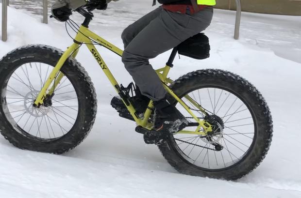 bike-snow-tires-1.jpg 