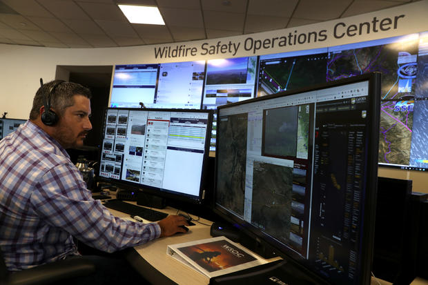 California's PG&amp;E Offers Media Tour Of Its Wildfire Operations Center 