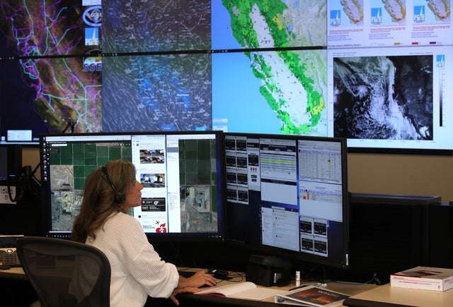 California's PG&E Offers Media Tour Of Its Wildfire Operations Center