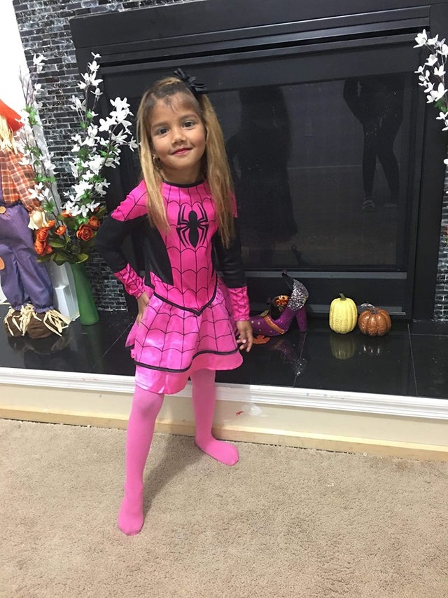 FB-Eleesa-Kissoon-NYC-Isabella-as-Spider-Girl.jpg 
