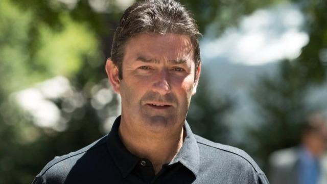 cbsn-fusion-mcdonalds-former-ceo-steve-easterbrook-may-get-70-million-payout-thumbnail-395229-640x360.jpg 