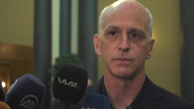 1105-cbsn-rebulidnationsb-1970349-640x360.jpg 