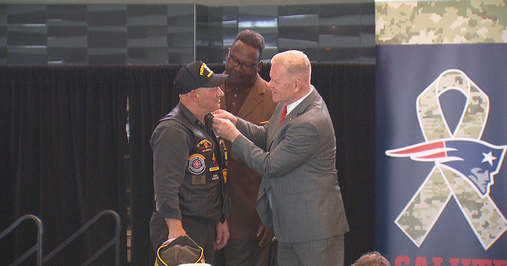 'The Real Patriots': Pats Honor Veterans In Gillette Stadium Ceremony ...
