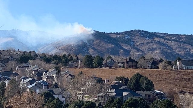JEFFCO-APEX-FIRE-pic-sallinger.jpg 