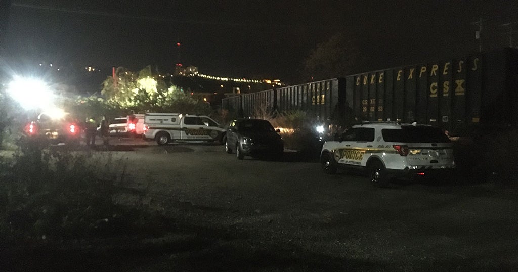 1 Person Dead After Being Hit By Train On South Side - CBS Pittsburgh