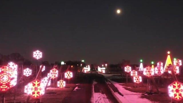 Severs-Holiday-Lights.jpg 