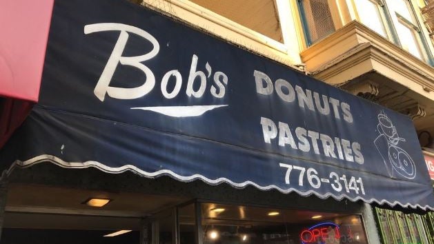 bobs-donuts.jpg 