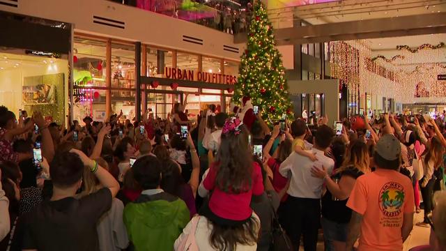 Christmas-Dadeland-Mall.jpg 