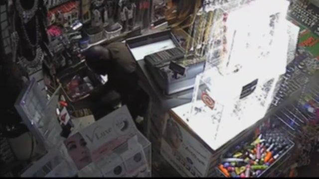 beauty-supply-store-robbery.jpg 
