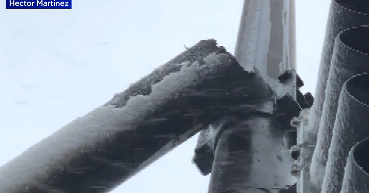 Overhead Pole Falls Onto SUV On Stony Island Avenue; Problem Of Falling