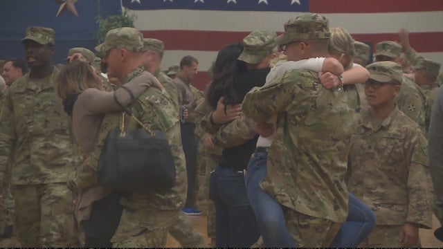 TUE0314-COSoldierhomecomingNATSVtrunc_frame_870.jpg 
