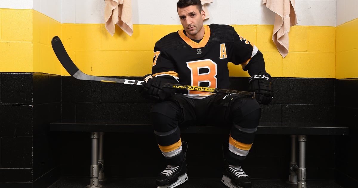 Bruins top alternate jersey