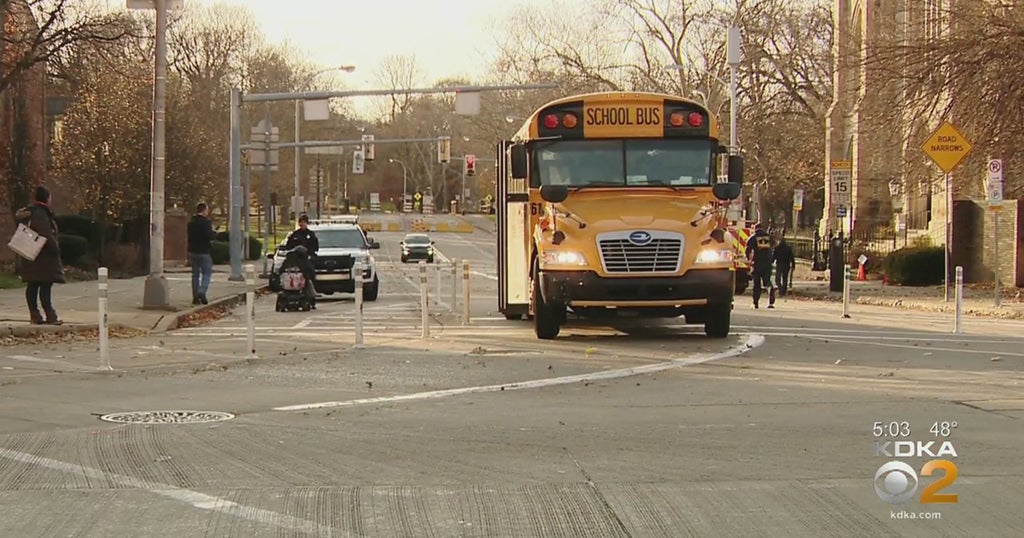 School Bus Hits Pedestrian In Wheelchair On North Side - CBS Pittsburgh