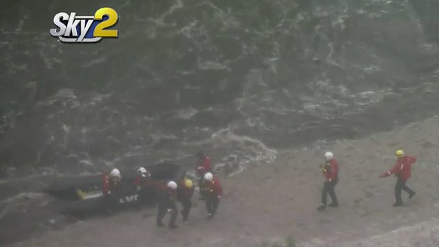swift-water-la-river-rescue.jpg 