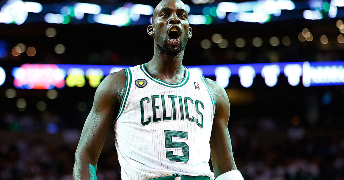 Celtics will retire Kevin Garnett's No. 5 jersey next season