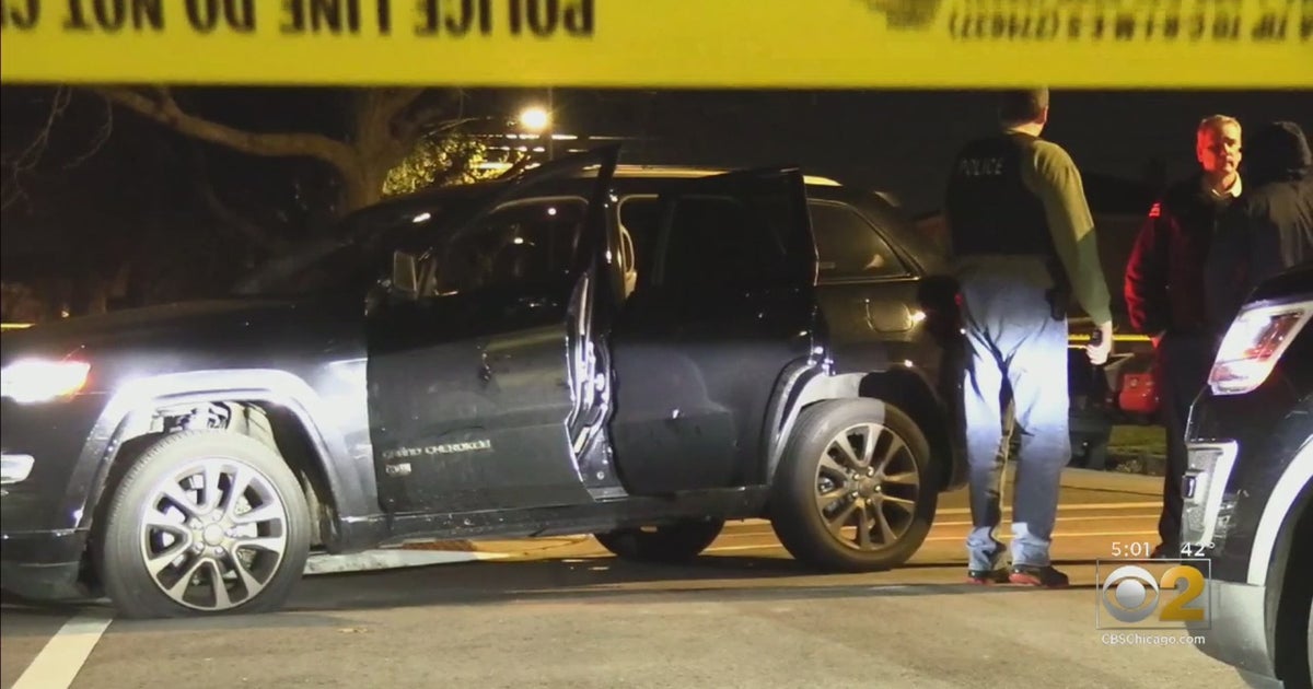 Officer Followed From Police Station, Shot At While In Car - CBS Chicago