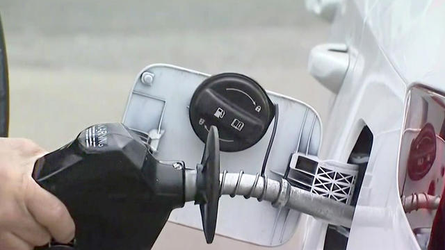 gas-pump-02.jpg 