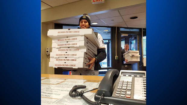 pirates pitcher joe musgrove delivers pizza 