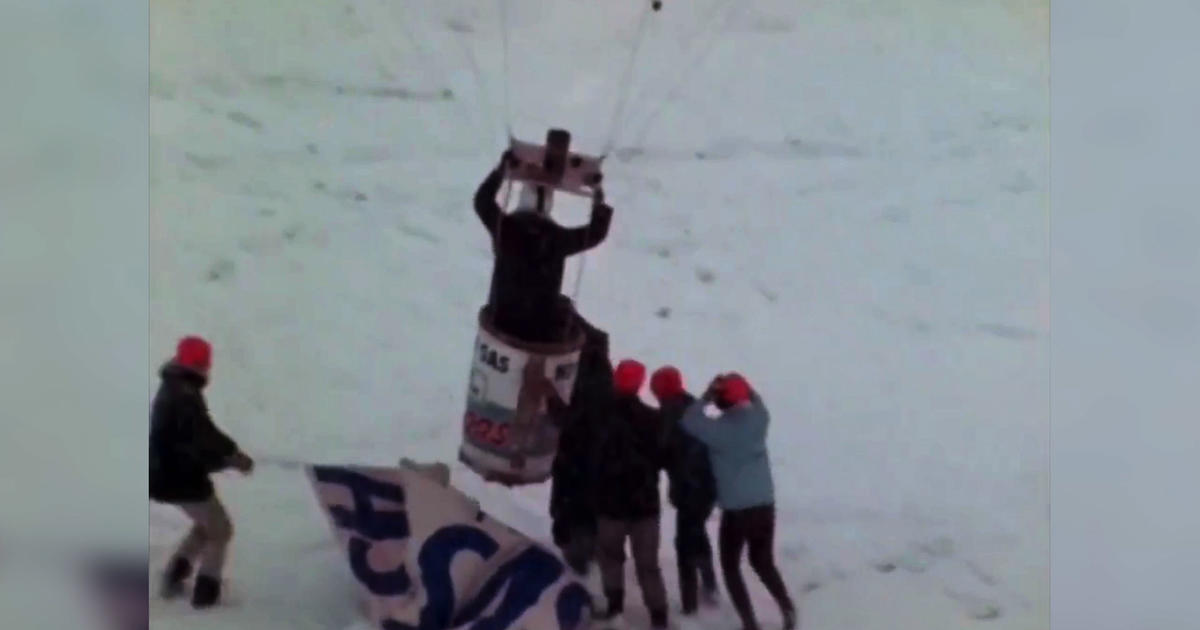 Minnesota Vikings - Dec. 14, 1969 As part of a #Vikings halftime show,  11-year-old Rick Snyder was launched in a hot air ballon. The hot air  balloon wasn't properly tethered and Snyder