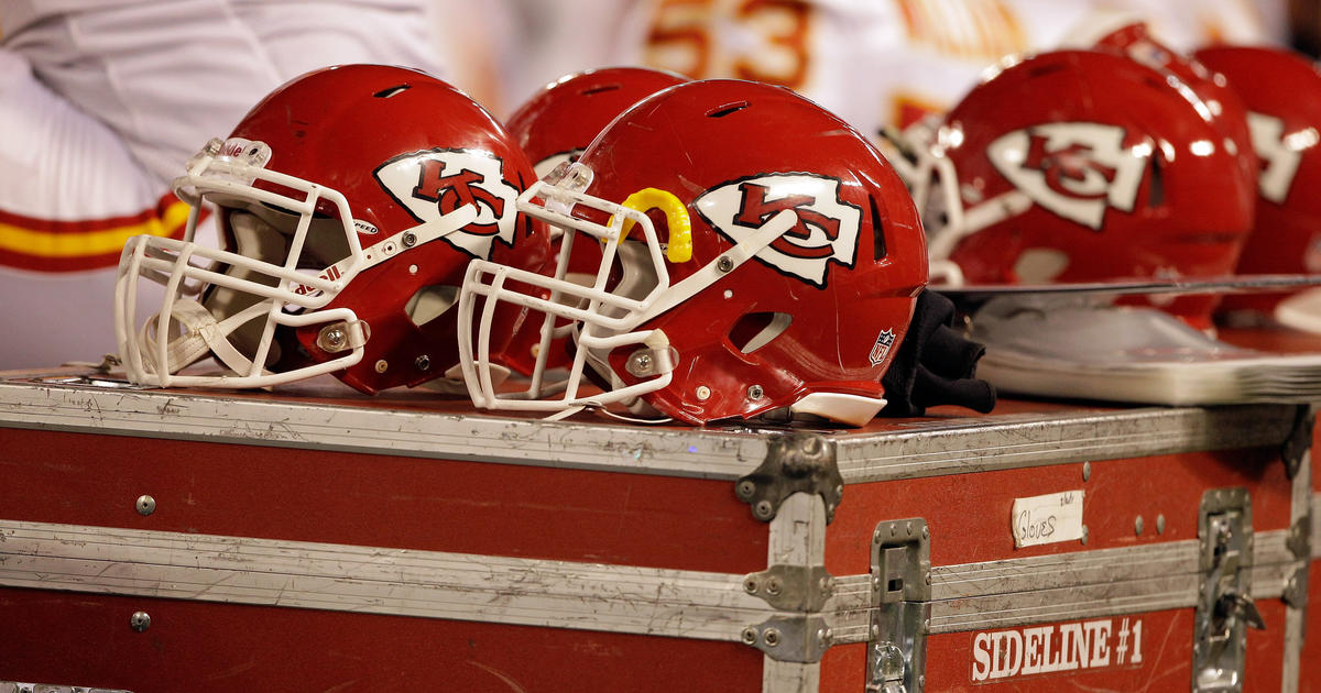 UPDATE: Chiefs' Gear Accidentally Shipped To New Jersey Instead of Foxboro,  Turns Up Just Before Kickoff