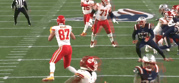 Travis Kelce, Kyle Van Noy 