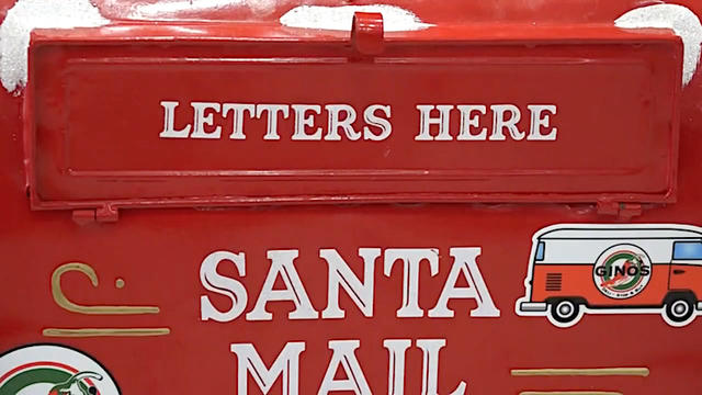 deli-Christmas-mailbox.jpg 
