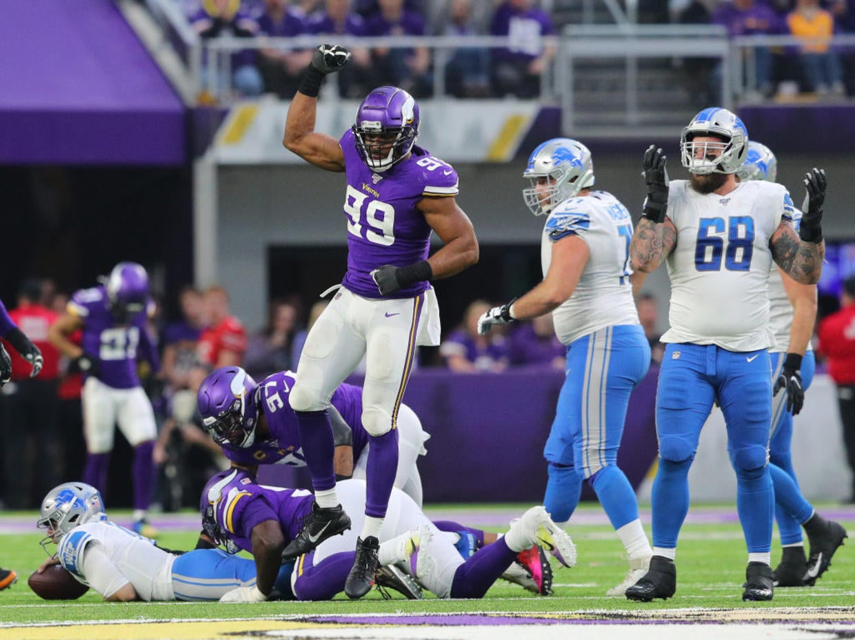 Vikings' DE Danielle Hunter Becomes Youngest NFL Player To Notch 50 ...